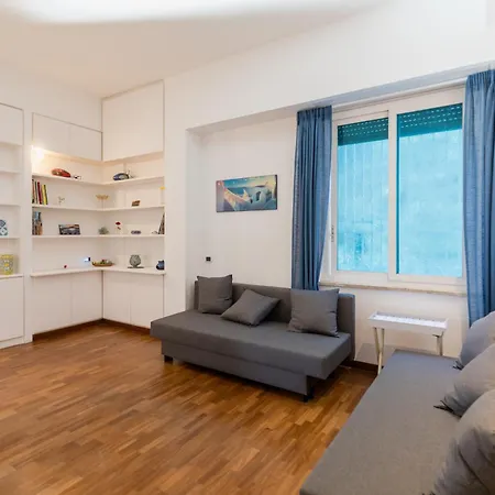 Una Bomboniera A Posillipo Neapel