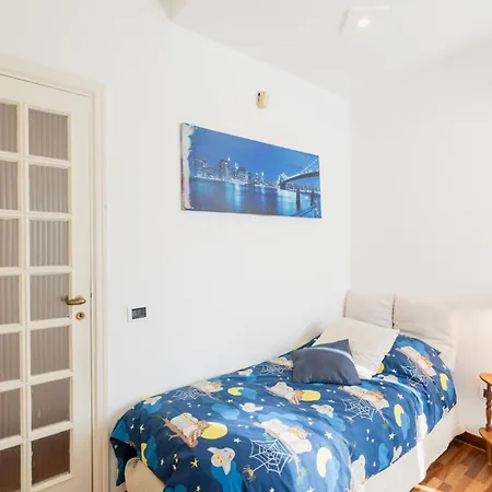 Una Bomboniera A Posillipo Apartment