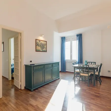 Una Bomboniera A Posillipo Neapel