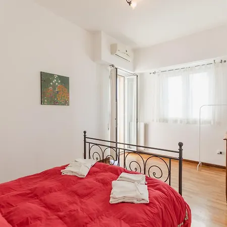 Una Bomboniera A Posillipo * Neapel