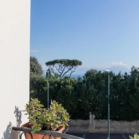 Una Bomboniera A Posillipo *