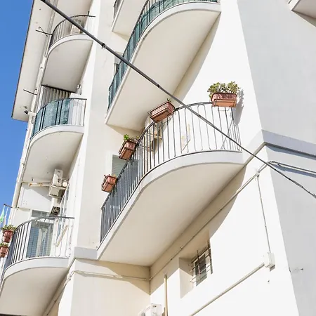 Una Bomboniera A Posillipo